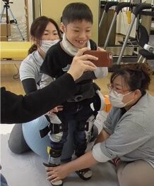 脳性麻痺、9歳の男の子